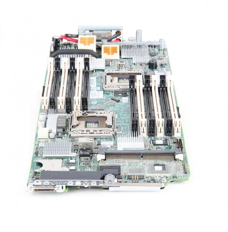 861585-001 Материнская плата System board - Supports Intel Xeon E5-2600 V2 (Ivy Bridge) and E5-2600 (Sandy Bridge) 861585-001 - фото 18388