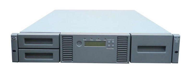 AK379A Ленточная библиотека HPE MSL2024 0-Drive Tape Library (up to 1 FH or 2 HH Drive), incl. Rack-mount hardware AK379A - фото 19462