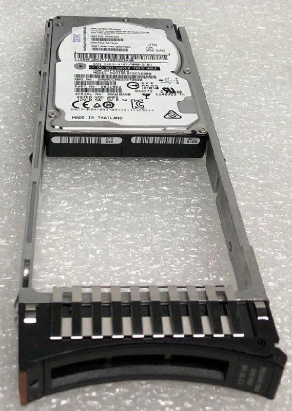 Жесткий диск IBM 00AK204 1,2Tb 10000 SAS 2,5" HDD 00AK204 - фото 37569