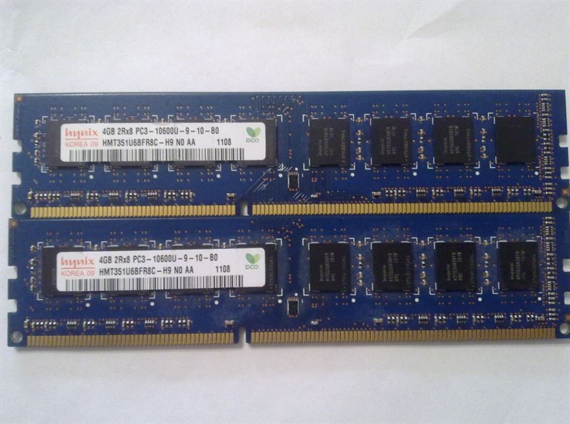 Оперативная память Hynix HMT351U6BFR8C-H9 DDRIII 4Gb HMT351U6BFR8C-H9 - фото 42516